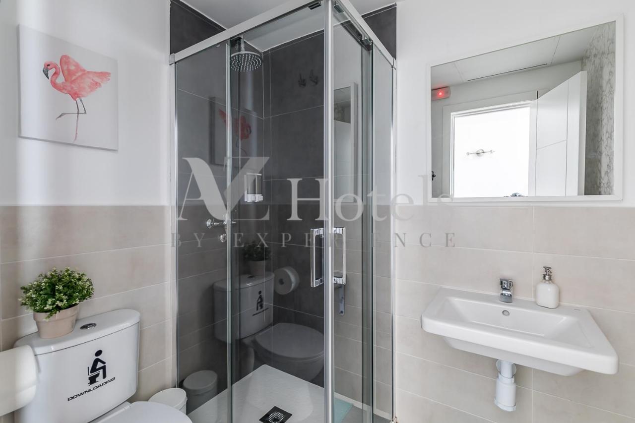 Ayz Juan De Mena - Auto Check-In Property Madrid Exterior photo